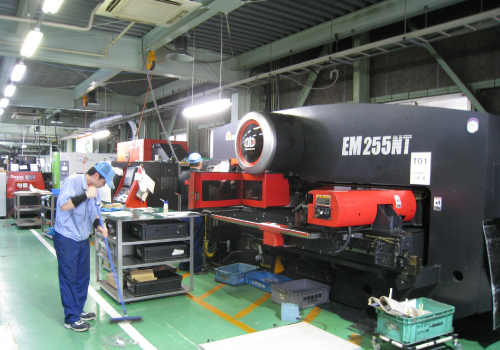 Turret punch press