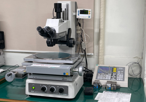 品質保証設備、測定顕微鏡